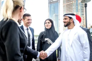 دليل قانون العمل في الإمارات 2025