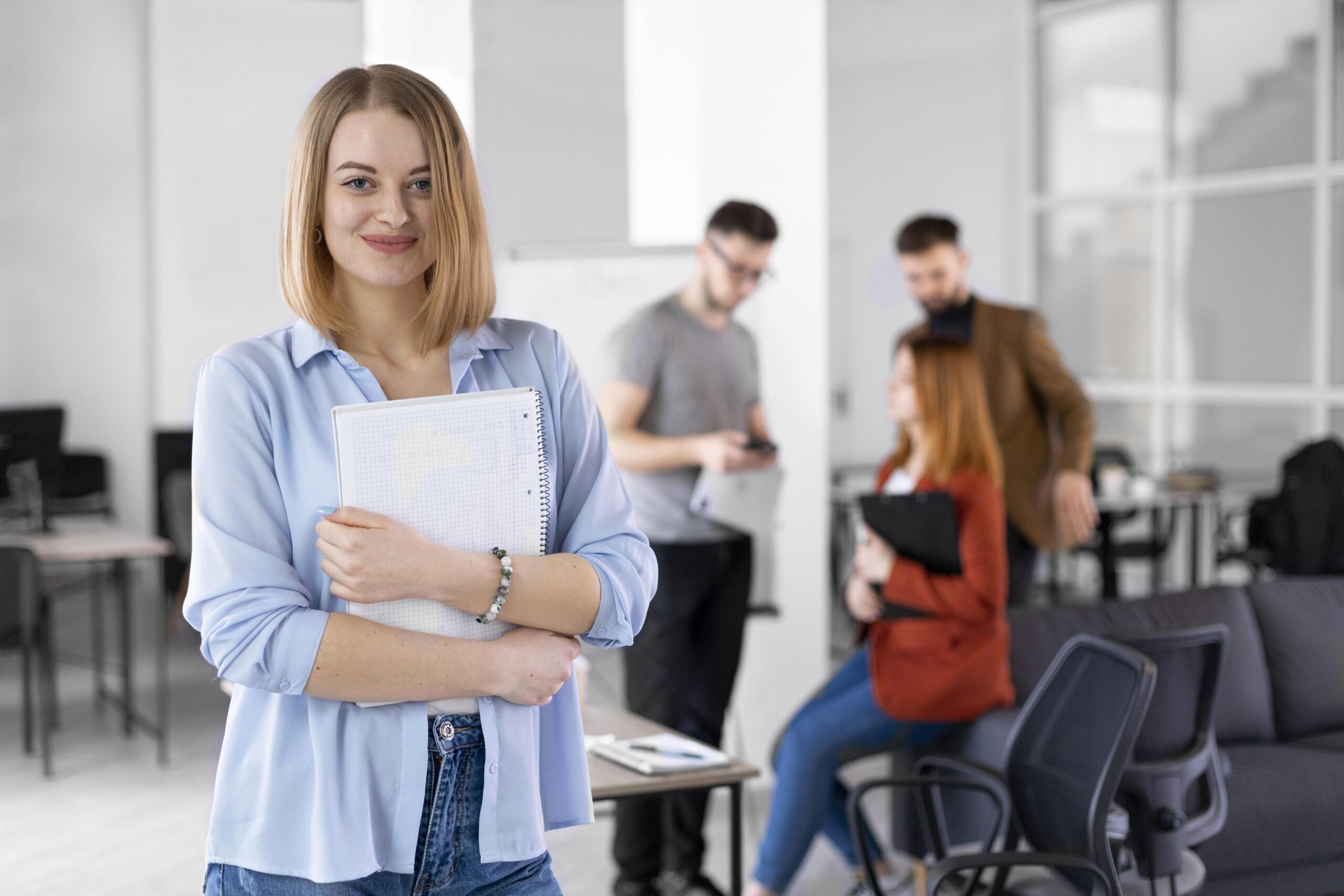 different-coworkers-having-meeting